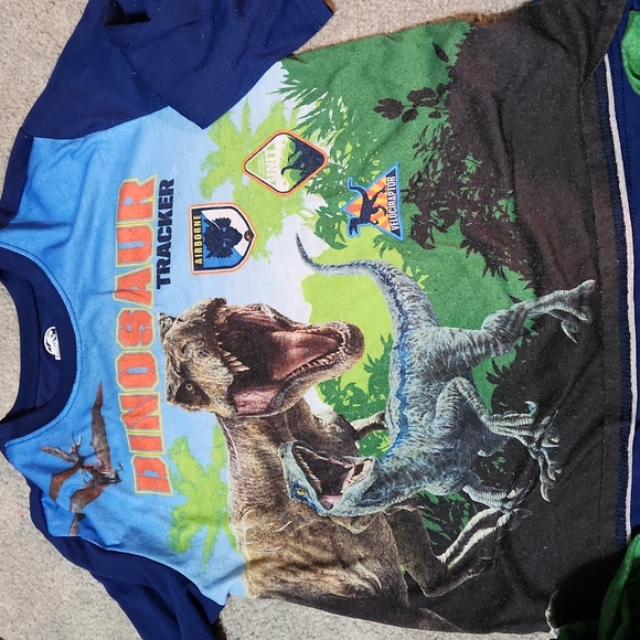 Jurassic world 10/12 pajamas - Picture 6 of 7
